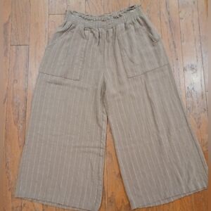 Allie Rose Wide Leg Striped Linen Capri Pants